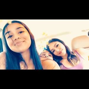 Meet your Posher, Elisa